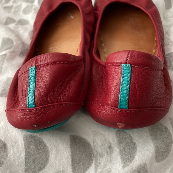 Red Tieks - Picture 3 of 4